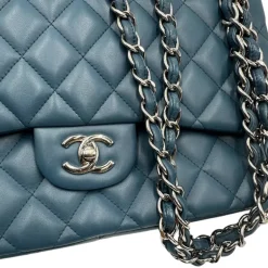 Jumbo Classic Lambskin Double Flap Chanel