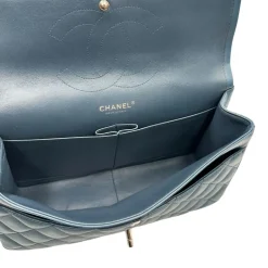 Jumbo Classic Lambskin Double Flap Chanel