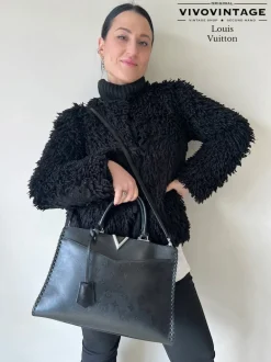 Louis Vuitton Cuir Plume Very