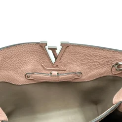 Louis Vuitton Capucines MM