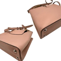 Louis Vuitton Capucines MM