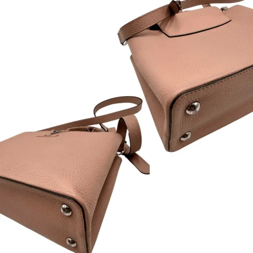 Louis Vuitton Capucines MM