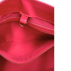 LV Wilshire vernis fucsia