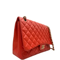 Maxi Classic Lambskin Single Flap Chanel