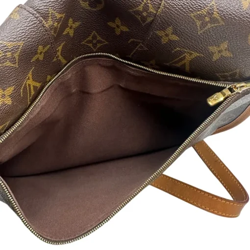 Menilmontant MM Louis Vuitton