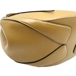 Mia Tote Wandler