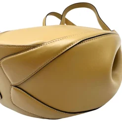 Mia Tote Wandler