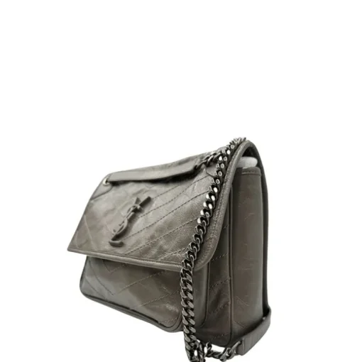Niki Saint Laurent