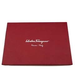 Pochette Ferragamo vernis