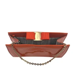 Pochette Ferragamo vernis