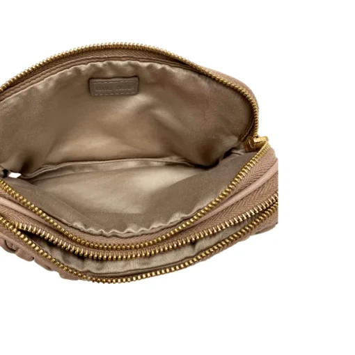 Pochette Miu Miu gaufré