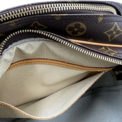 Reporter PM Louis Vuitton