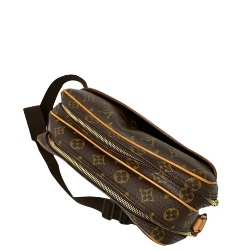 Reporter PM Louis Vuitton