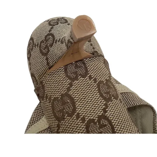 Sandalo Gucci GG Supreme 37