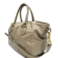 Satchel Prada con tracolla