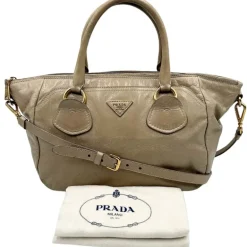 Satchel Prada con tracolla