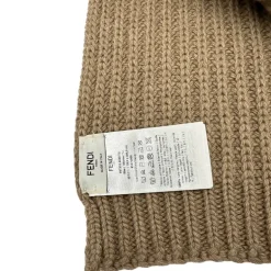 Set cappello e sciarpa Fendi