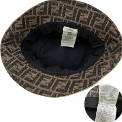 Set cappello e sciarpa Fendi