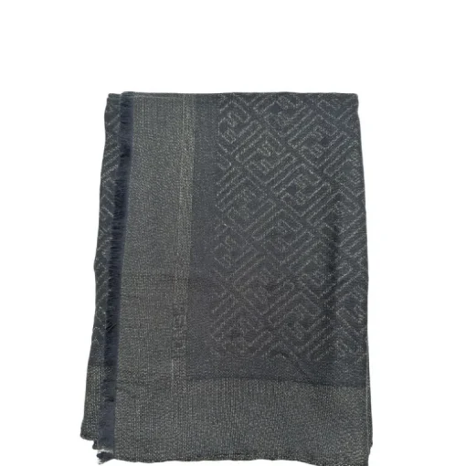 Stola Fendi
