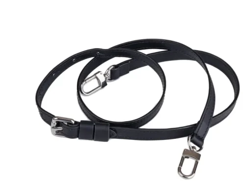 Tracolla amovibile in pelle nera con hardware argentato