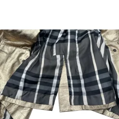 Trench Burberry oro tg 40