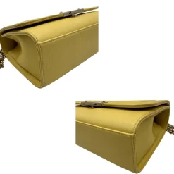 Trendy Chanel bag matelassé