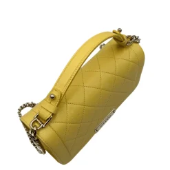 Trendy Chanel bag matelassé