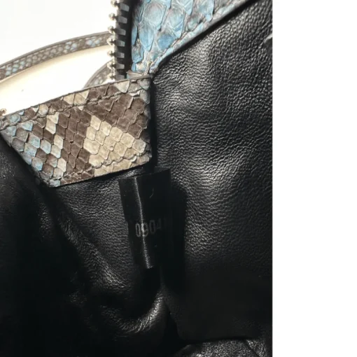 Voyage Prada con tracolla