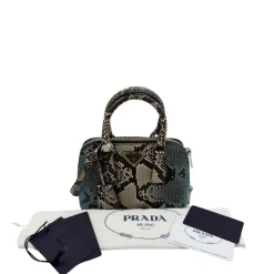 Voyage Prada con tracolla