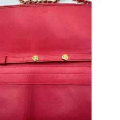 Wallet on chain Prada