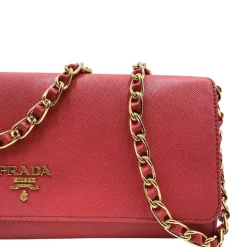 Wallet on chain Prada
