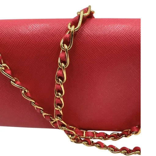 Wallet on chain Prada