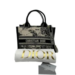 Book Tote Dior