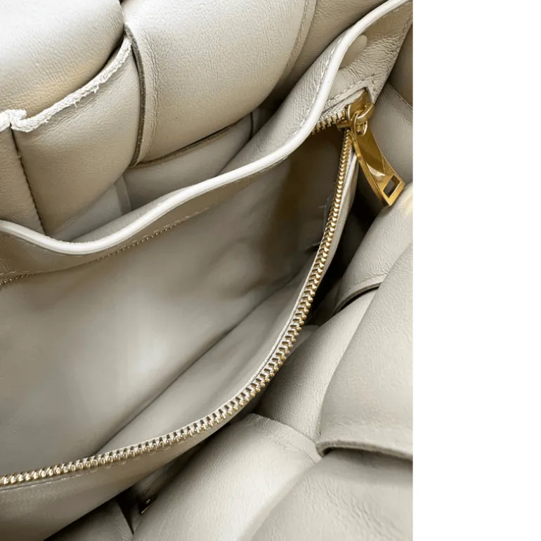 Cassette Padded Bottega Veneta